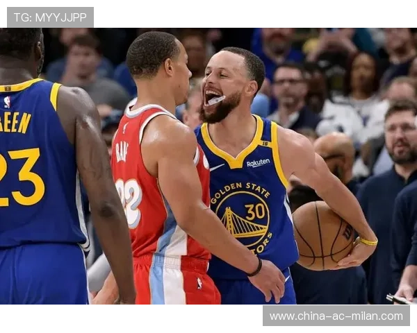 勇士库里三分再次爆发，带队大胜魔术